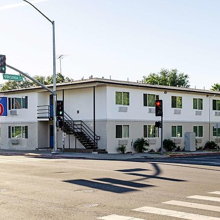 Motel 6-Modesto, Ca - Downtown Kültér fotó