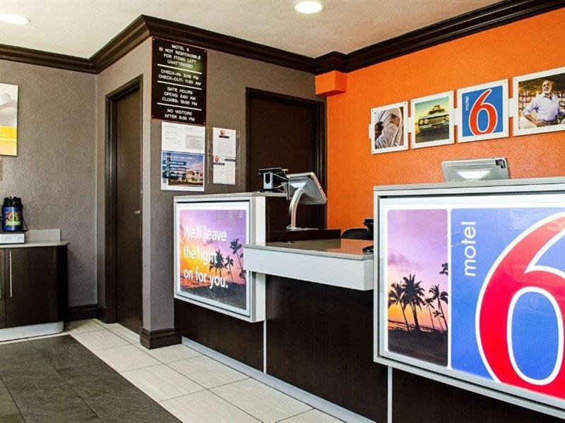 Motel 6-Modesto, Ca - Downtown Kültér fotó
