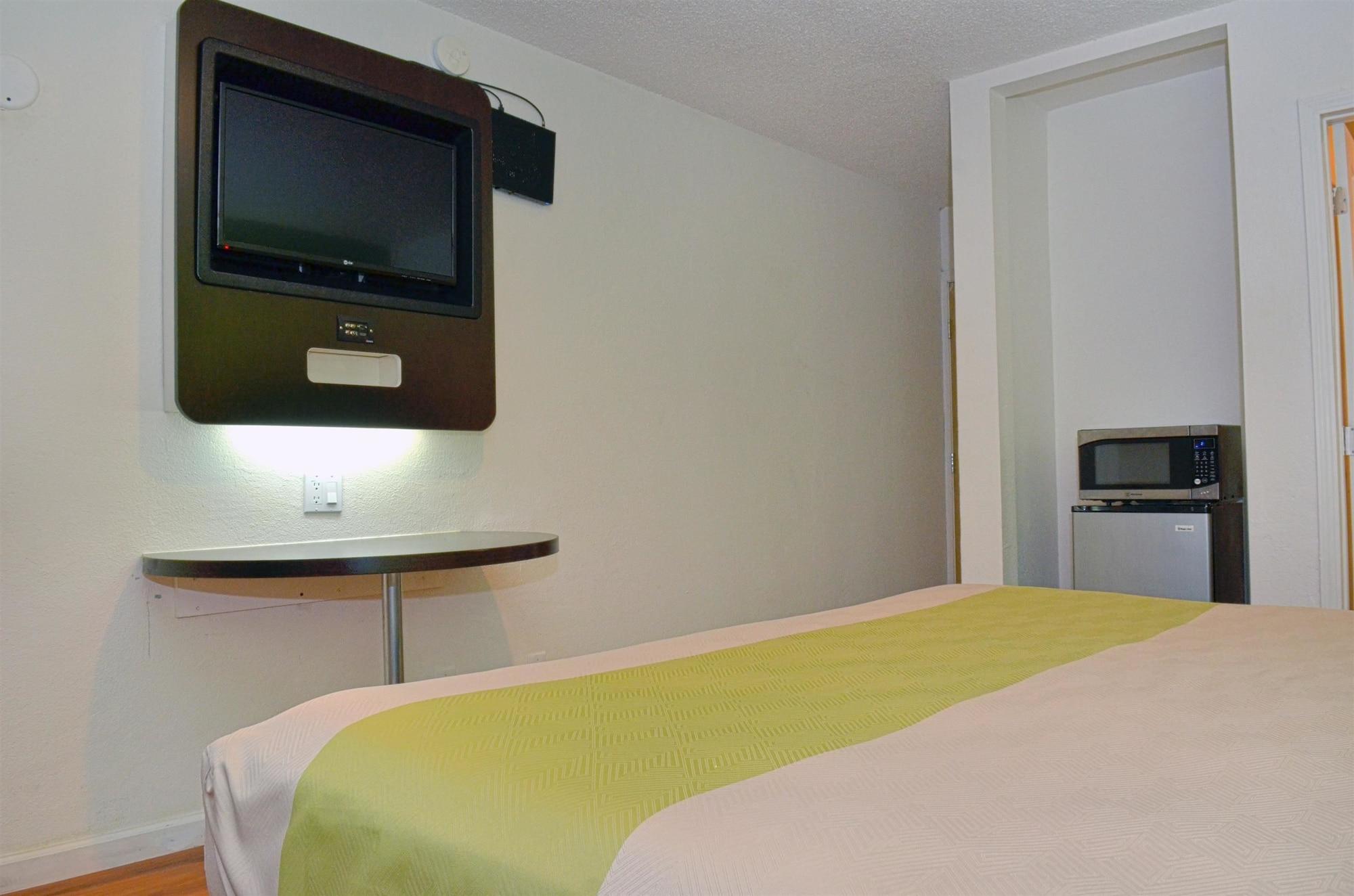 Motel 6-Modesto, Ca - Downtown Kültér fotó