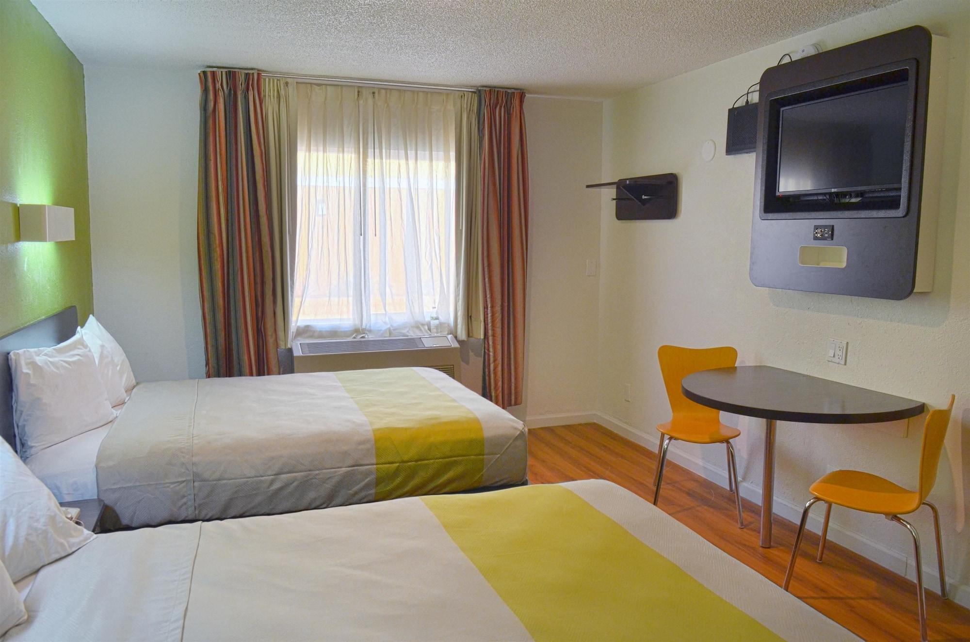 Motel 6-Modesto, Ca - Downtown Kültér fotó