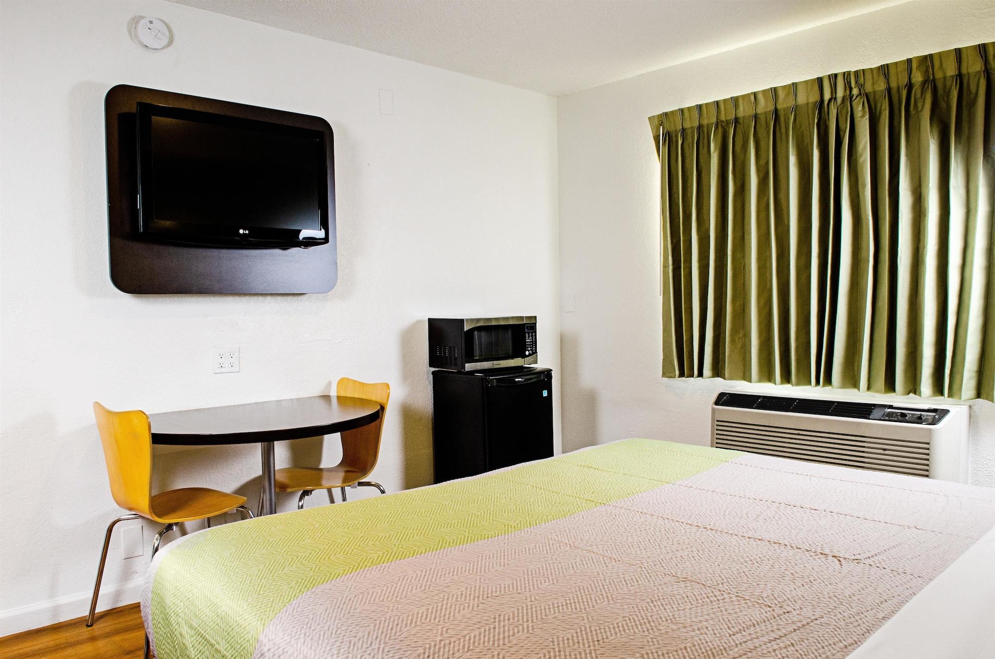 Motel 6-Modesto, Ca - Downtown Kültér fotó