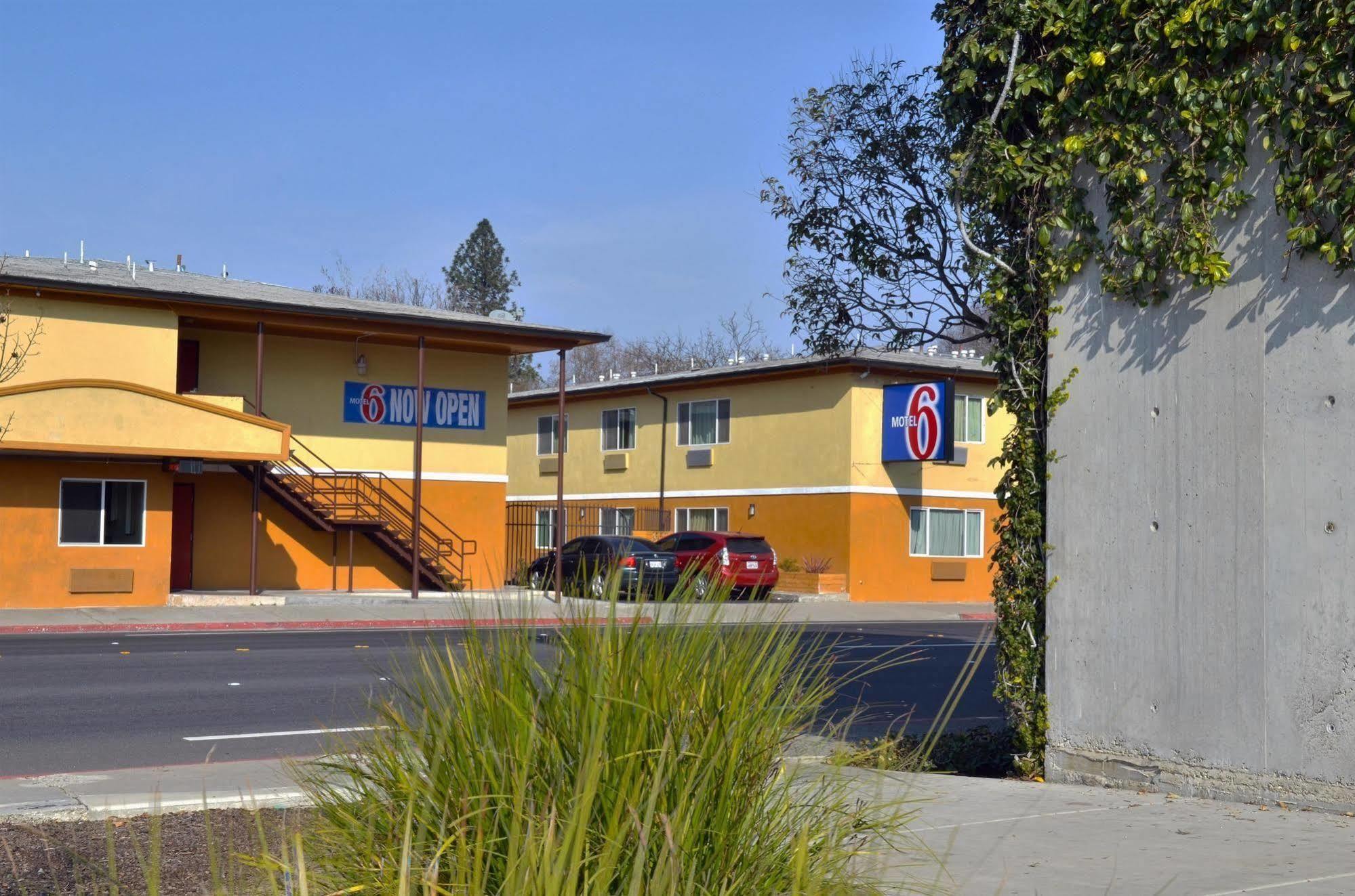 Motel 6-Modesto, Ca - Downtown Kültér fotó