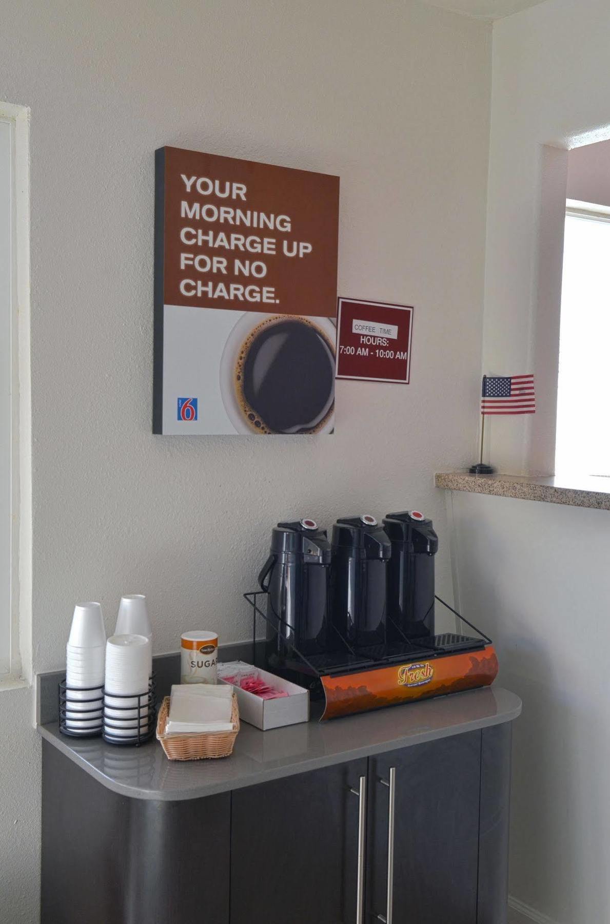 Motel 6-Modesto, Ca - Downtown Kültér fotó
